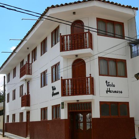 Hostal Vista Hermosa Hotel Chachapoyas Exterior photo